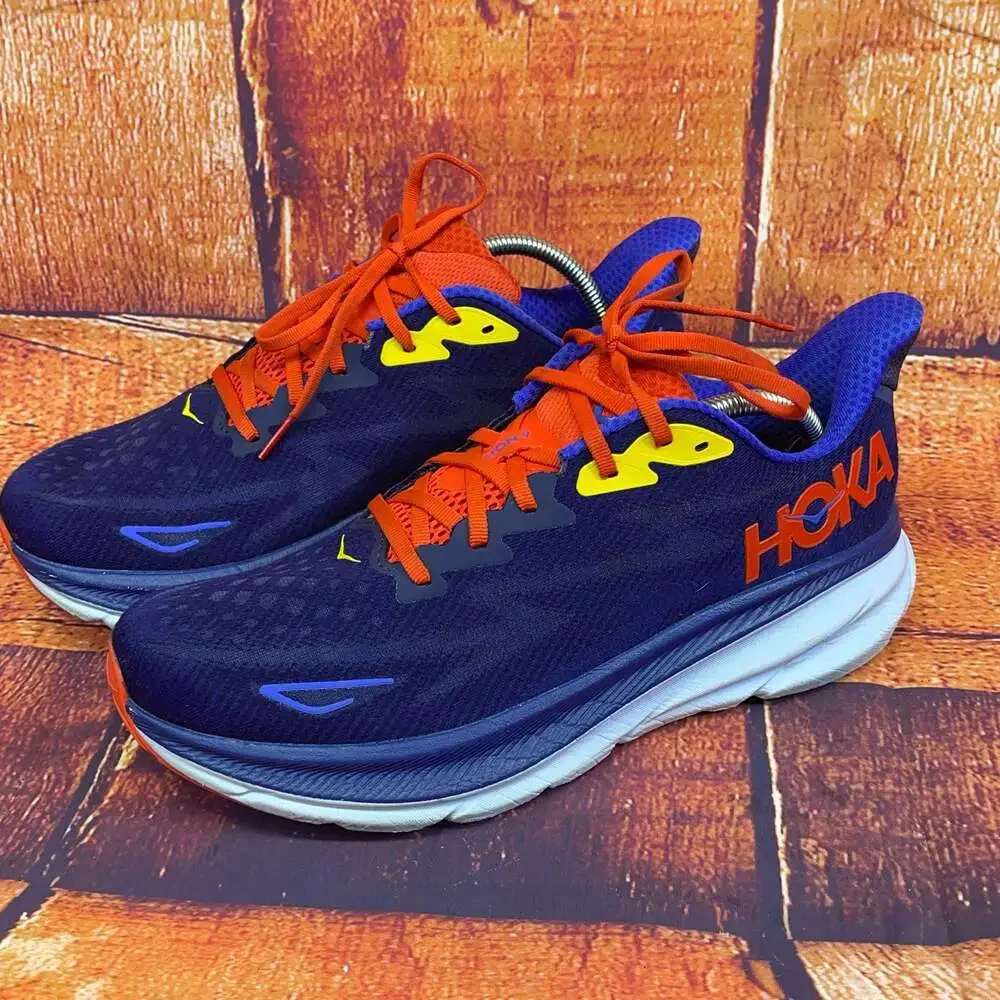 Hoka Clifton 9 Bellwether Blue Running Shoes Sz 10.5 D